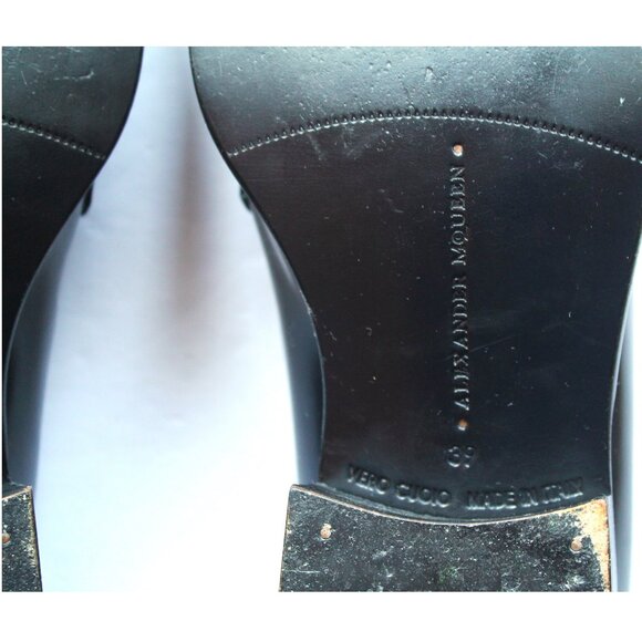 Alexander McQueen Black Leather Micro Studded Loafer / Size 39 / Black Fringe - Picture 11 of 13